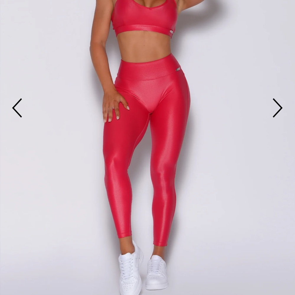Bombshell Gloss Leggings NWOT